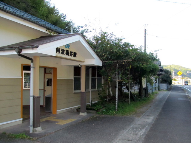 t17_001.jpg