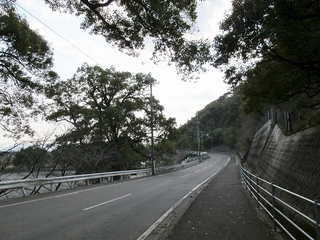 t02_063.jpg